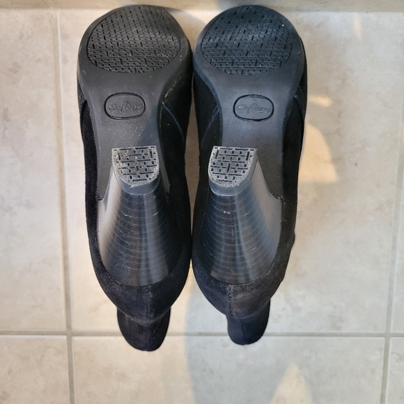 Naturalizer Aqua College - Isabel 2 Suede Black Leather. Size 6.5M - Picture 8 of 8